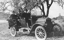 1918 Automobile