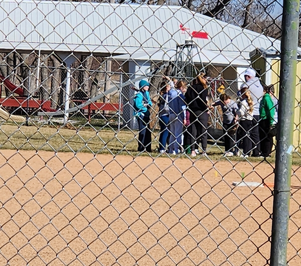 Kids at Ballfield 600