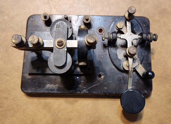 Telegraph Key 600