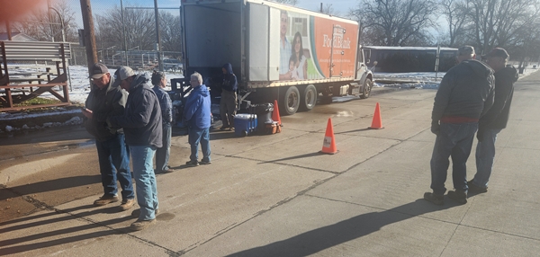 Food Bank workers 600