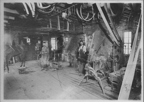 Blacksmith 4_001_500