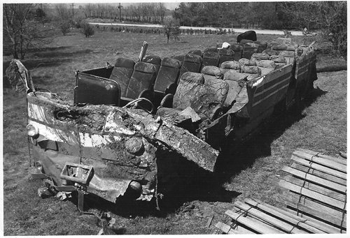 Bus from_1950_Flood_001_500