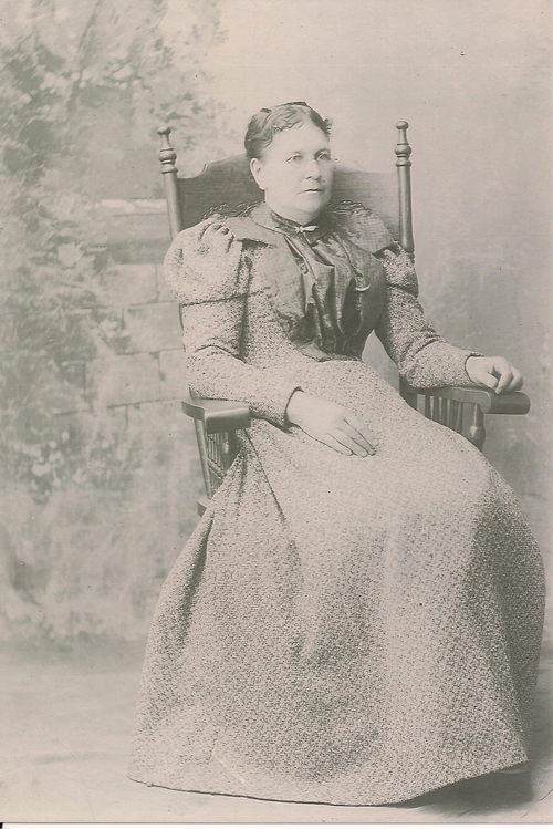 Elmina Mary_Embree_Lyon_Mrs._ST_Lyon_500